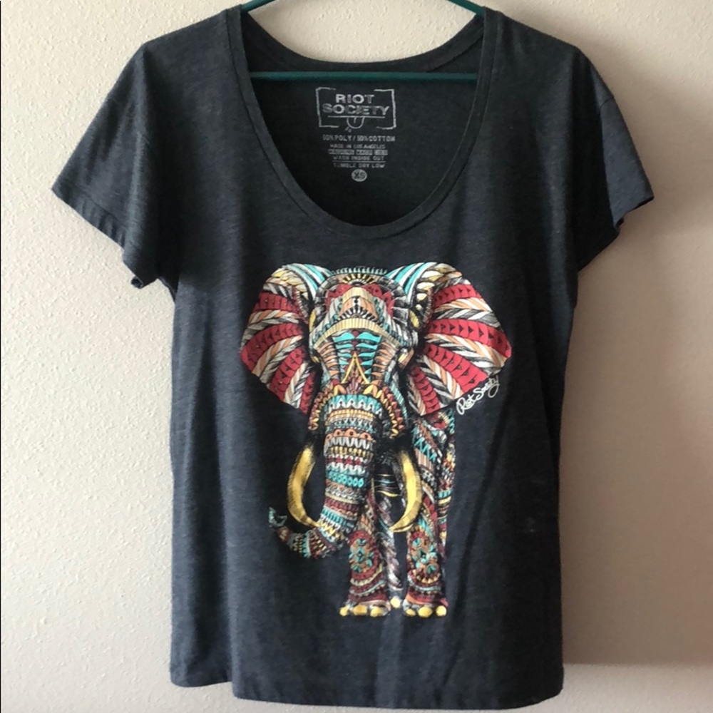 Short sleeve top